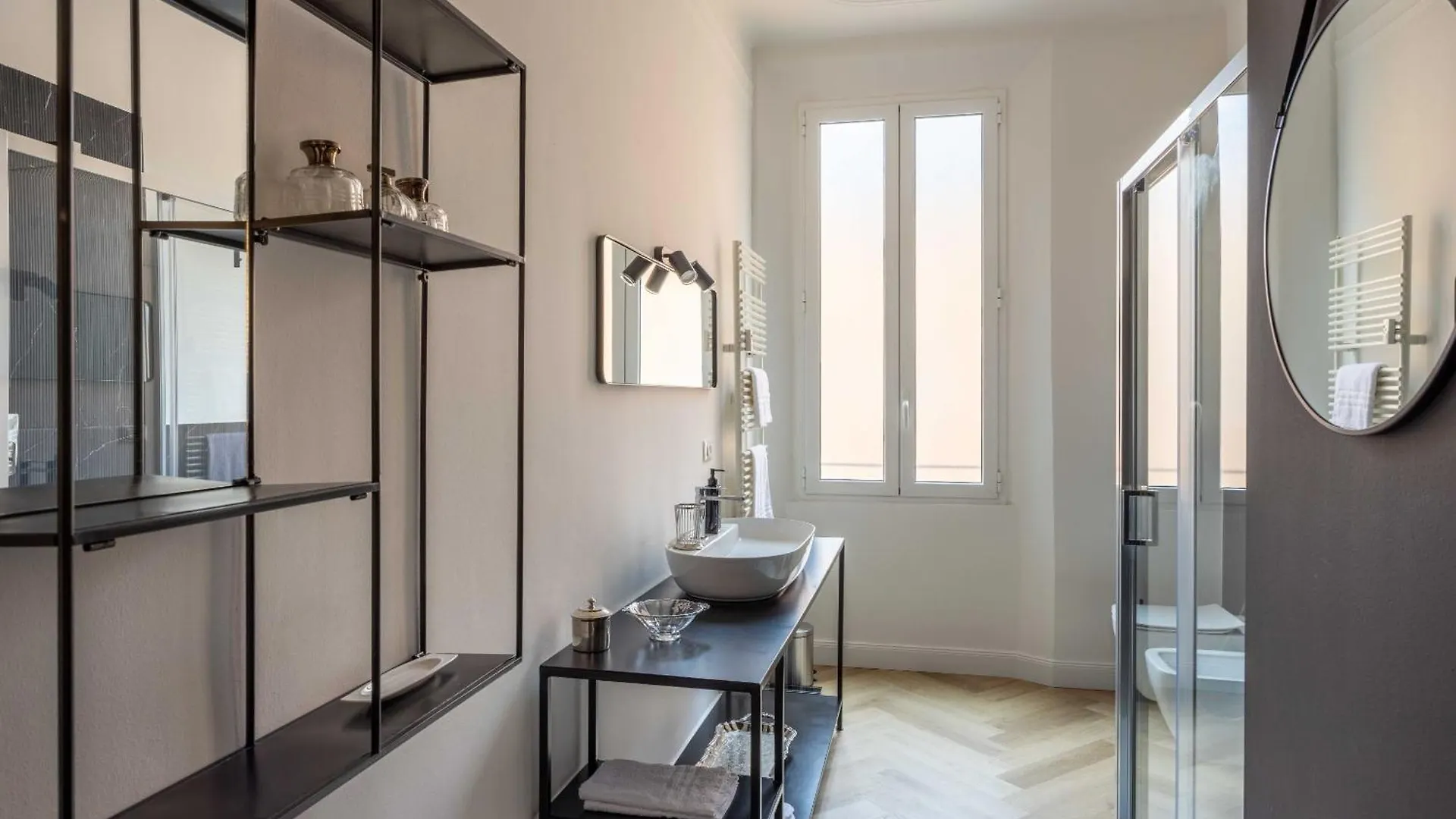 Artieri Suites, Piazza Maggiore Bologna 0*,