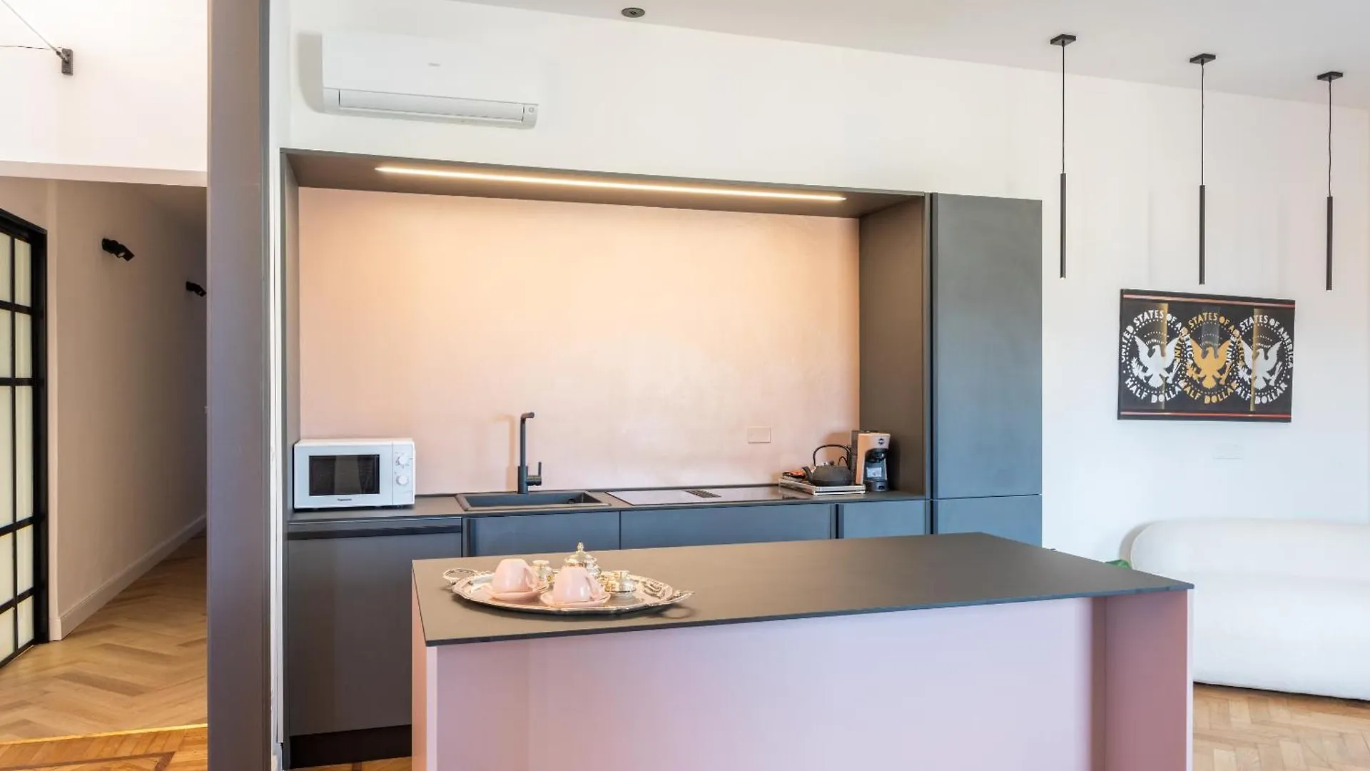 Artieri Suites, Piazza Maggiore Bologna Italy