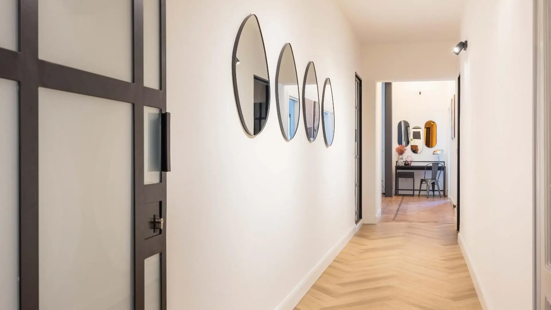 Bed & Breakfast Artieri Suites, Piazza Maggiore Bologna Italy