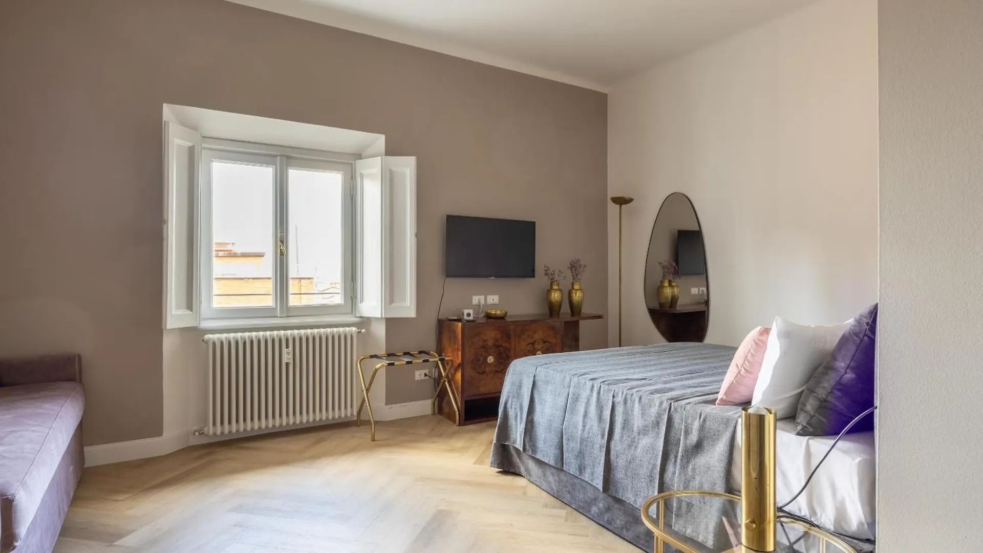 Artieri Suites, Piazza Maggiore Bologna 0*,